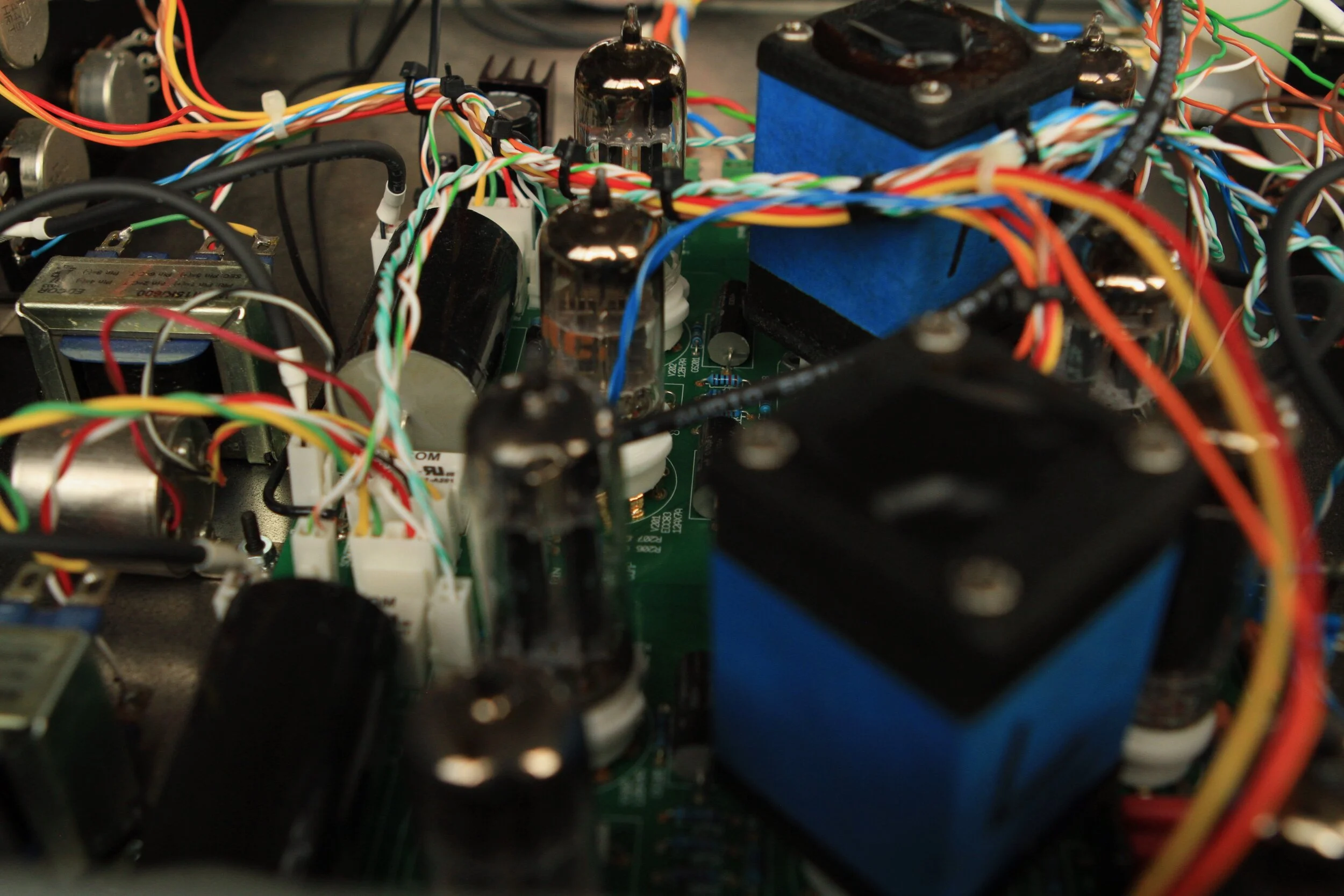  The circuit board is from [silent-arts] (on groupdiy). The output transformers are EDCOR WSM 15k:600 